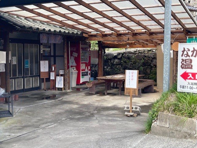 入り口