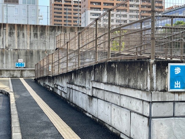 上り出口1