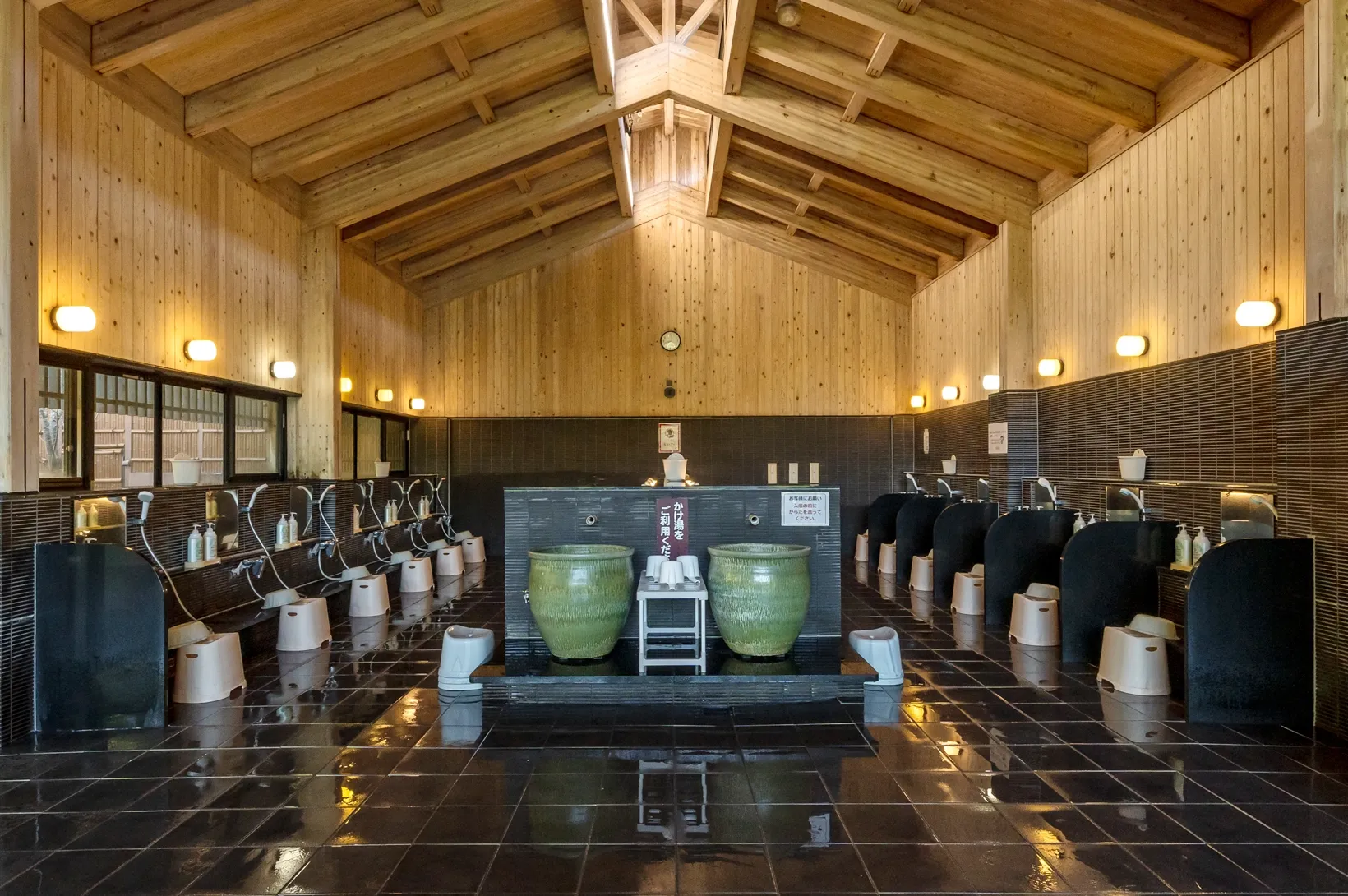 満天の湯 内湯洗い場